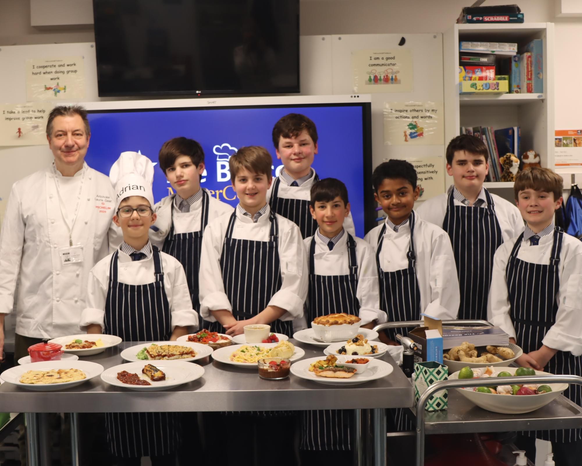 1683886091868956.jpg 5de8d7ea2b6569098883da9273e8e27d_Fr7pyaxWYAUQ67q_format=jpg&name=large.jpg