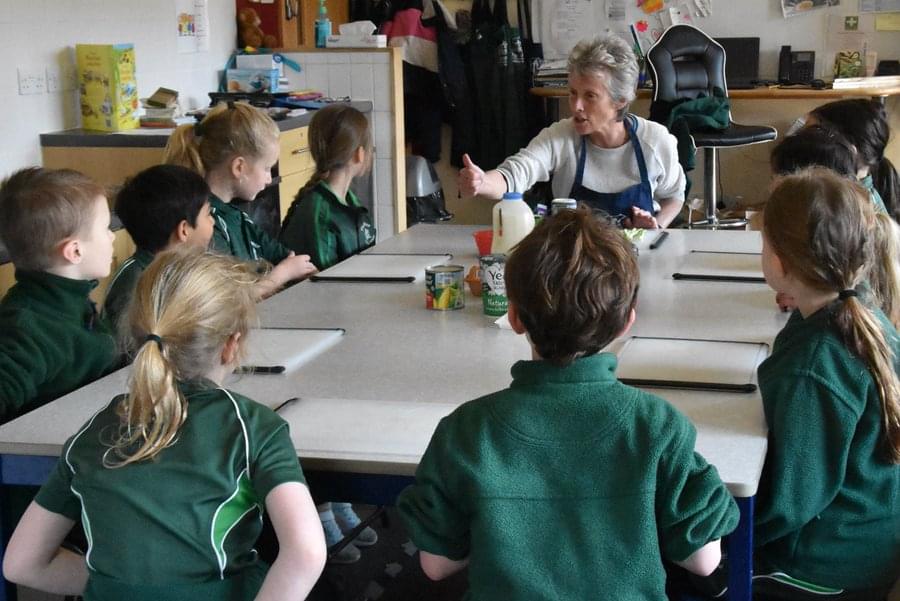 1683886151908948.jpg 6789a05ea136eaaa3991c07ad7ebc908_Ft_U6nWWwAE_8I9_format=jpg&name=900x900.jpg